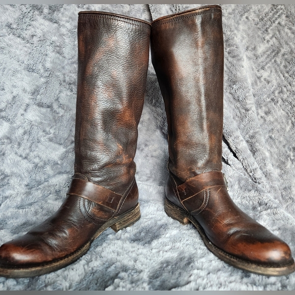 FRYE AND CO. Shoes - Frye Veronica Tall Moto Boot SZ 7
